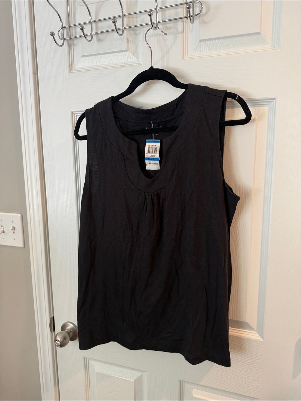 Charter Club Black Scoop Neck Sleeveless Tank